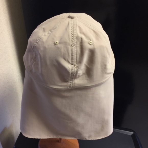 Women's Coolibar sport beige sun hat - Picture 2 of 4